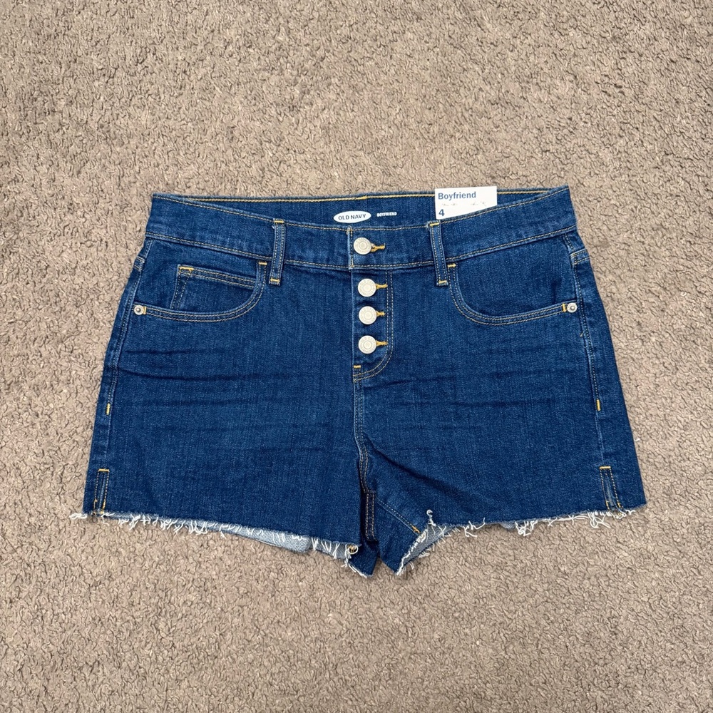 NWT Old Navy Women’s Dark Wash Blue Button-Front Boyfriend Denim Shorts Size 4